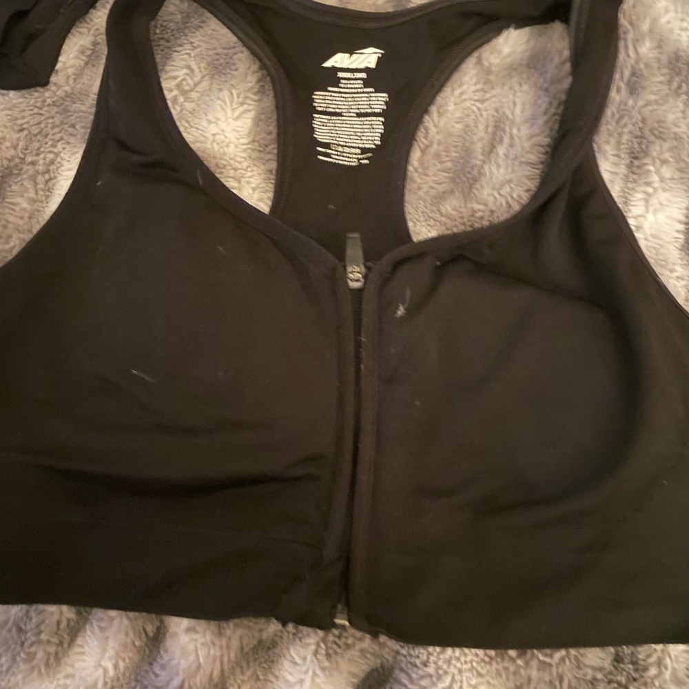 Sports bra